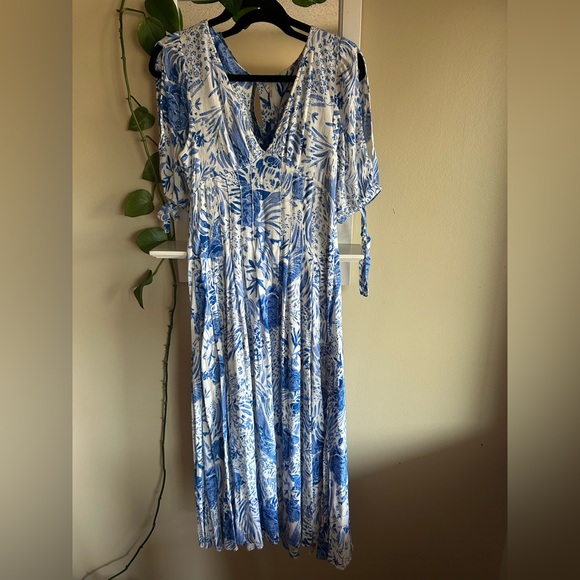 FREE PEOPLE Tropical Blue and White Fit & Flare Midi Dress - Picture 8 of 15